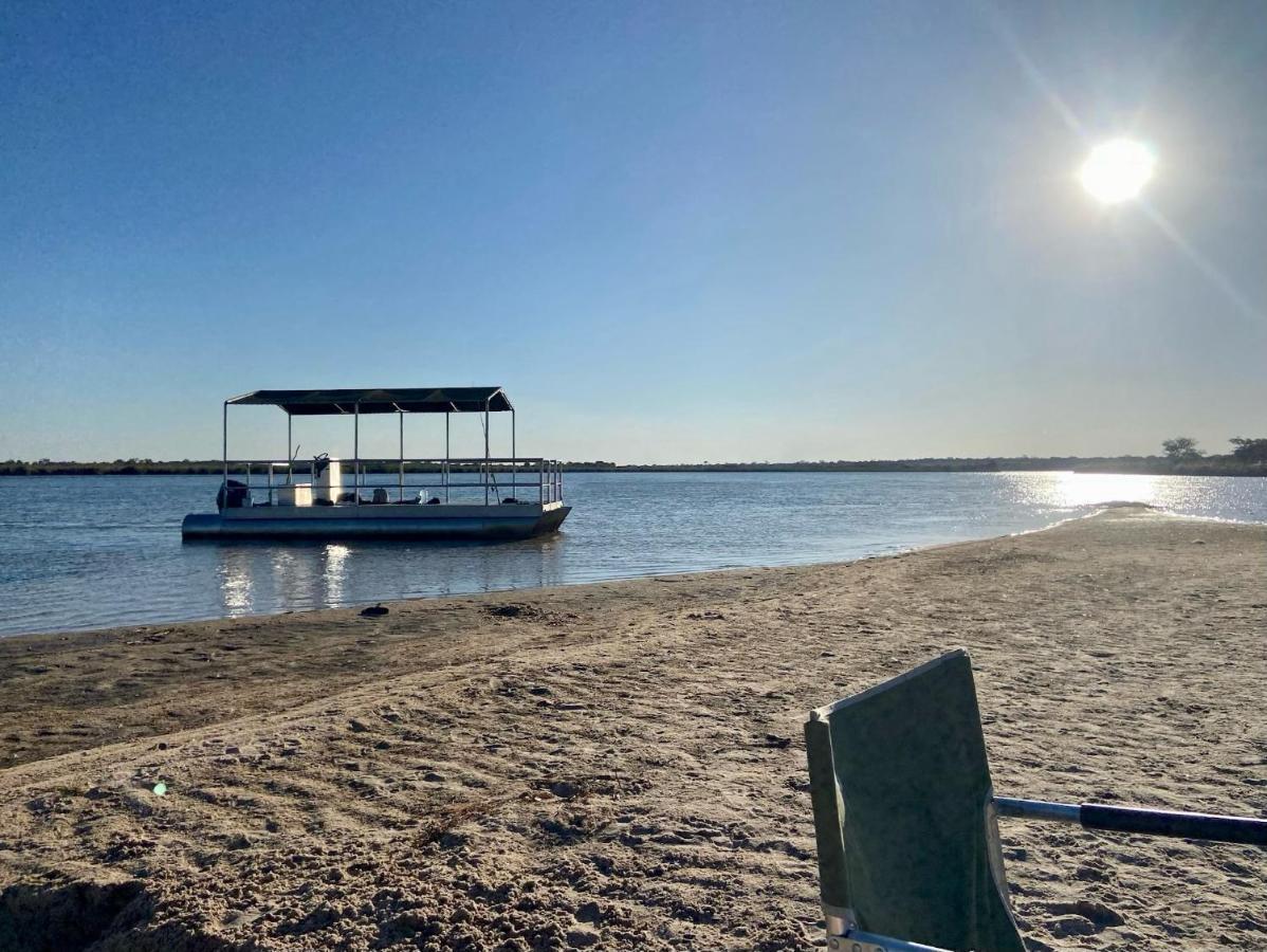 Kuvira River Camp Divundu Екстер'єр фото